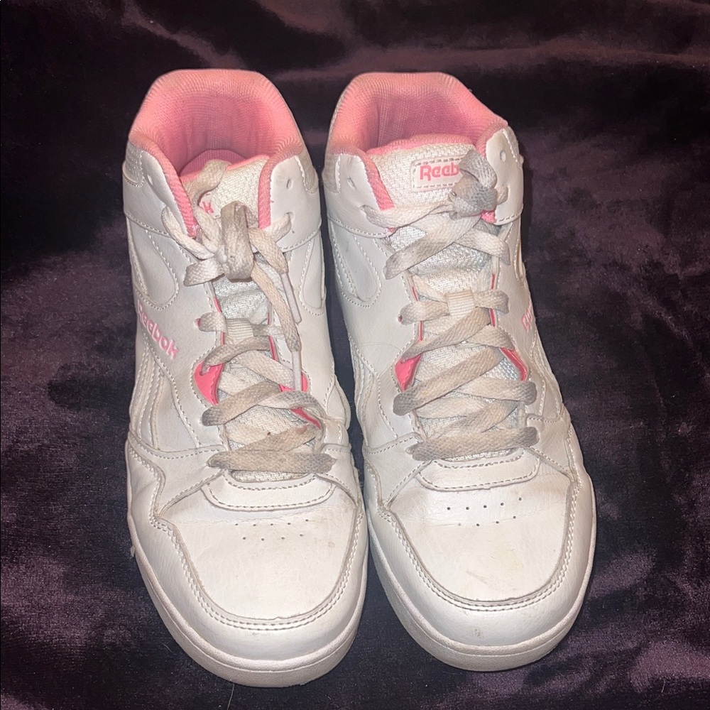 Reebok Girls 5 White and Pink High-Top Sneakers
